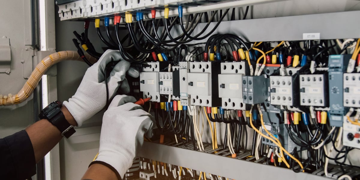 Commercial electrical services